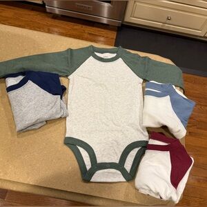 Carter' Long Sleeve Onesie 4-Pack Multicolor 24M - Brand New!